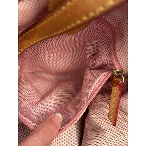 Dooney & Bourke Logo Medium Shoulder Bag Black/Beige EUC Crossword Bucket Bag - Picture 15 of 15